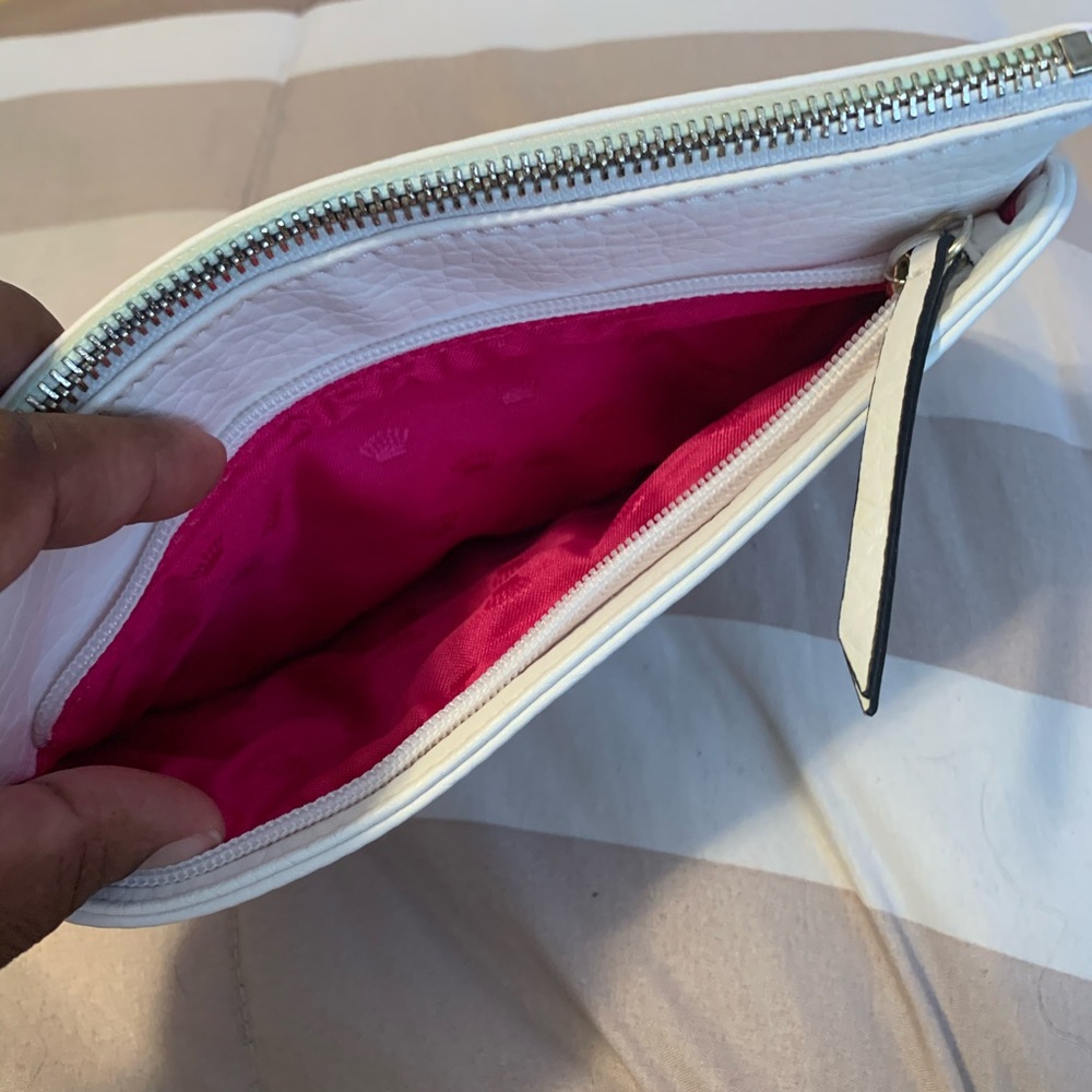 Wristlet - Picture 3 of 5